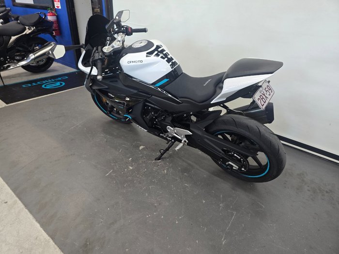2024 CFMOTO 450 SR ABS NEBULA BLACK