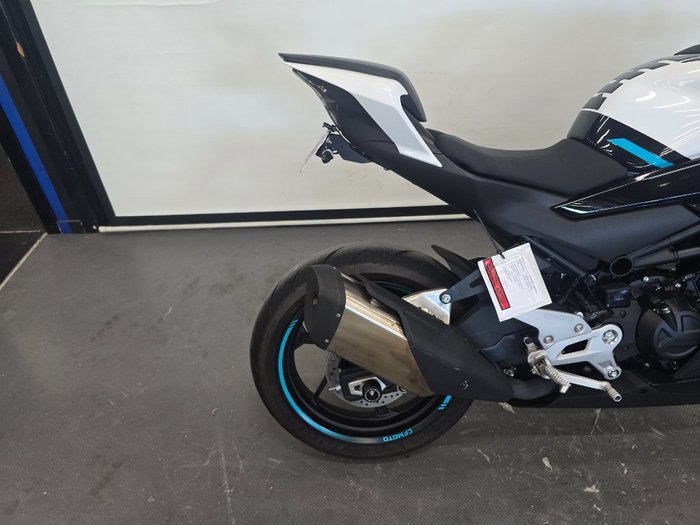 2024 CFMOTO 450 SR ABS NEBULA BLACK