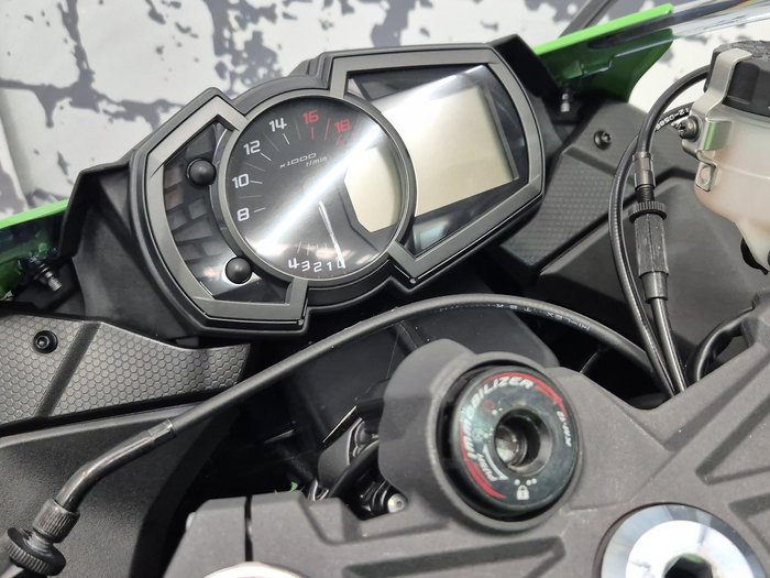 2022 Kawasaki Ninja ZX-6R ABS (636) KRT Edition Ninja Green