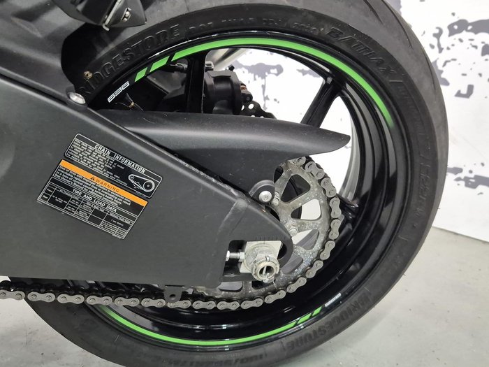 2022 Kawasaki Ninja ZX-6R ABS (636) KRT Edition Ninja Green