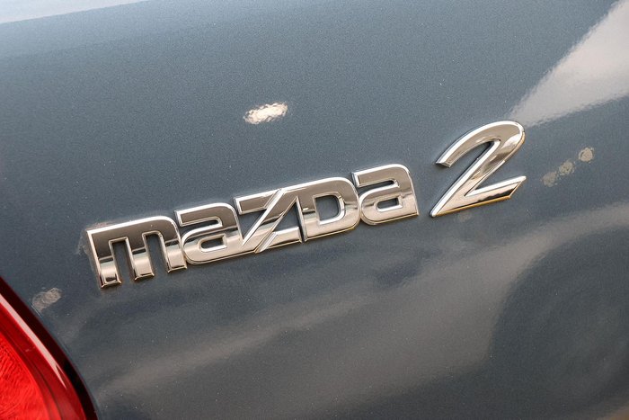2013 Mazda 2 Neo Sport