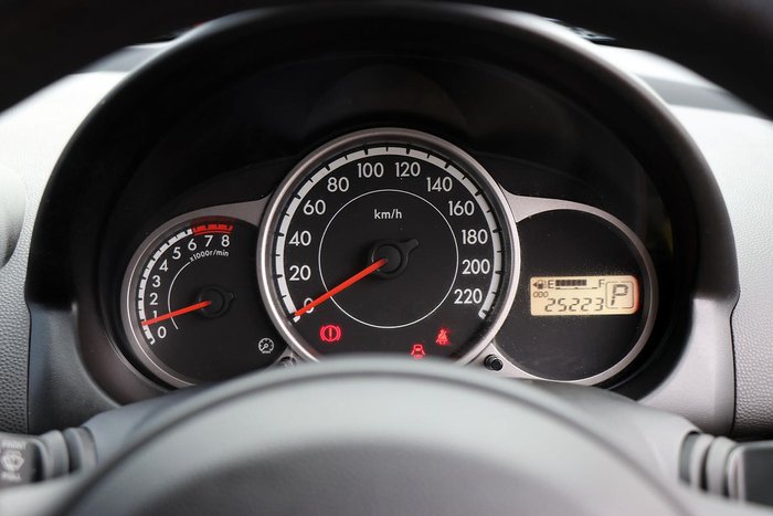 2013 Mazda 2 Neo Sport