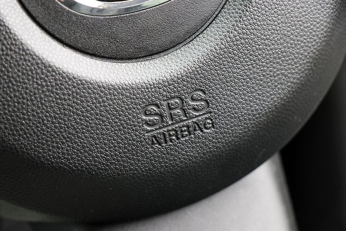2013 Mazda 2 Neo Sport