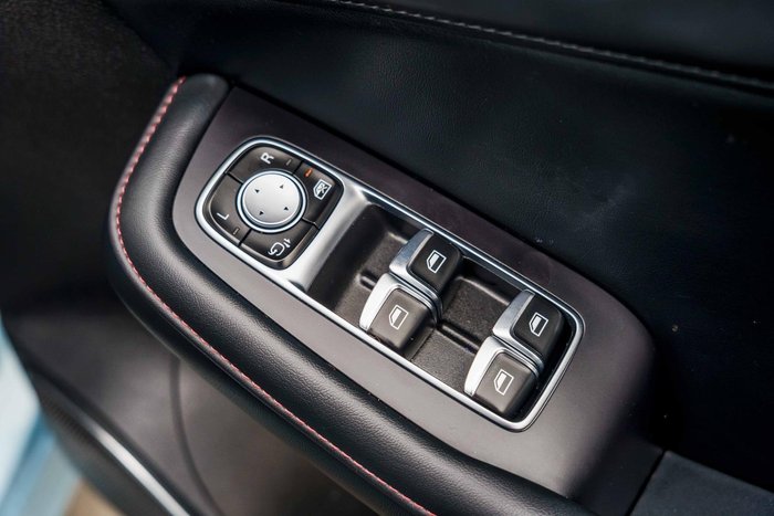 2021 MG HS PHEV Essence
