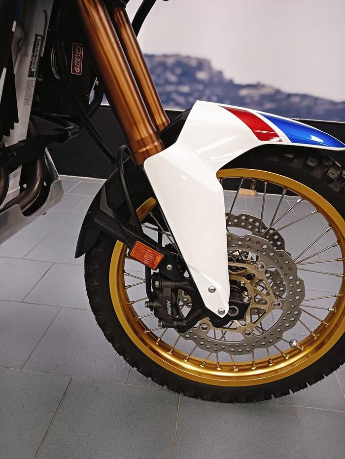 2019 Honda Africa Twin Adventure Sports (CRF1000AL2) Africa Twin White