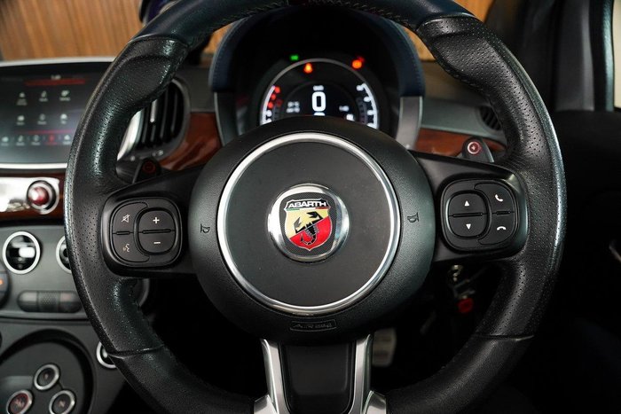 2019 Abarth 695 Rivale