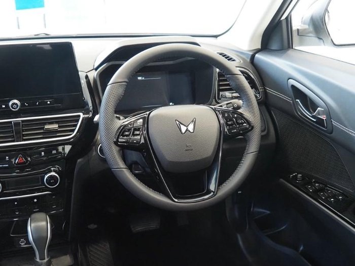2026 Mahindra XUV3XO AX7L
