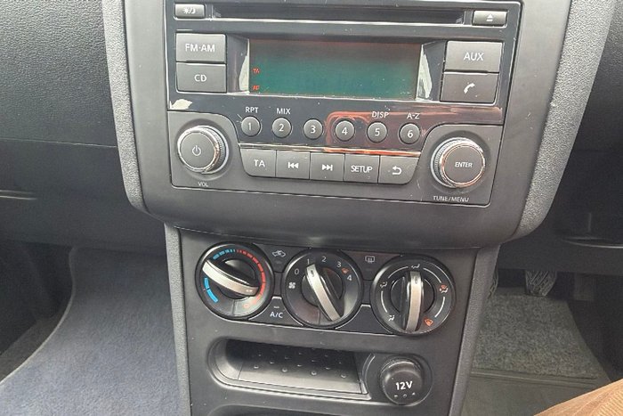 2012 Nissan Dualis ST