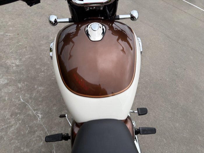 2025 Royal Enfield CLASSIC 350 HALCYON