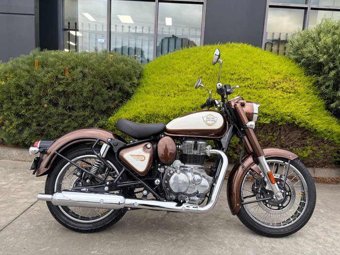 2025 Royal Enfield CLASSIC 350 HALCYON