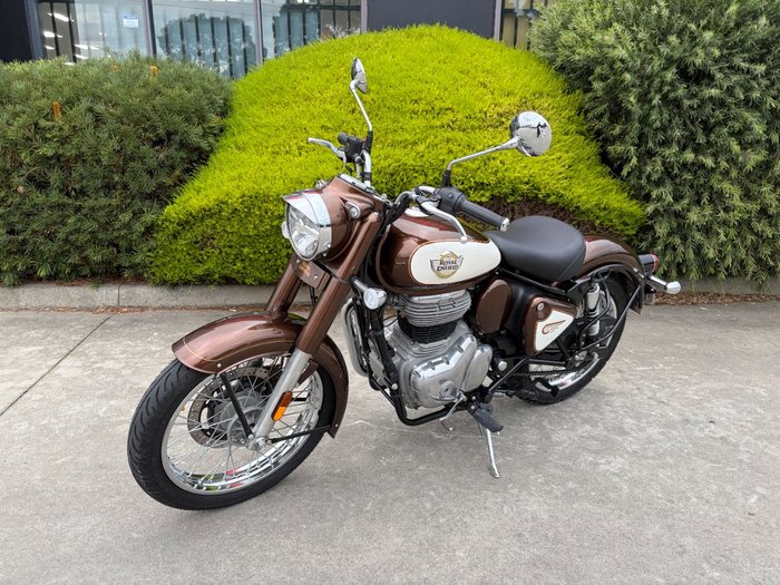 2025 Royal Enfield CLASSIC 350 HALCYON