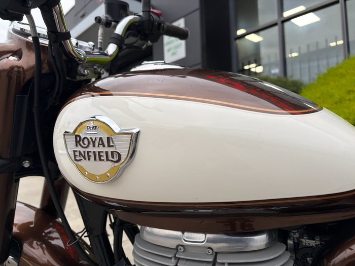 2025 Royal Enfield CLASSIC 350 HALCYON