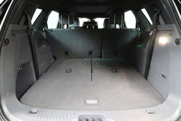 2018 Ford Everest Titanium