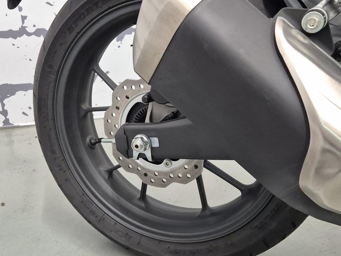2024 Honda CB300R (CB300RA) CB300 Black