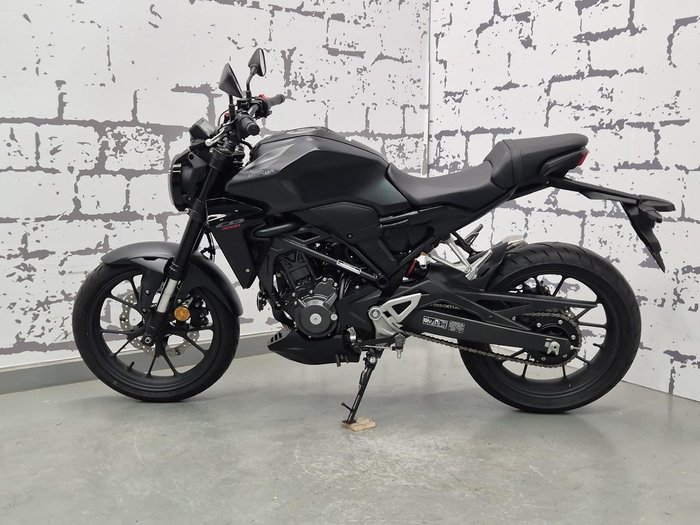 2024 Honda CB300R (CB300RA) CB300 Black