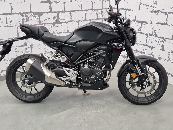 2024 Honda CB300R (CB300RA) CB300 Black