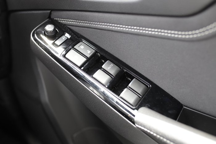 2025 Isuzu D-MAX LS-U