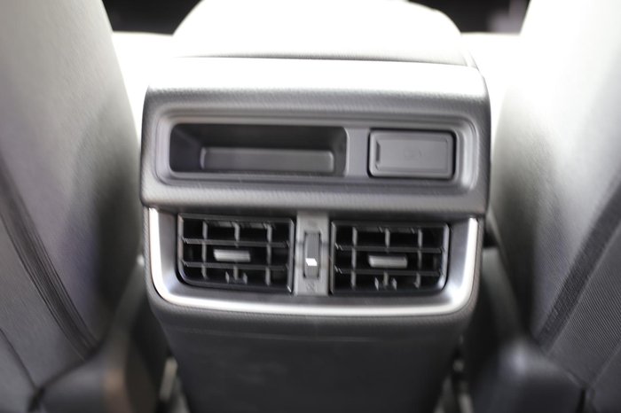 2025 Isuzu D-MAX LS-U