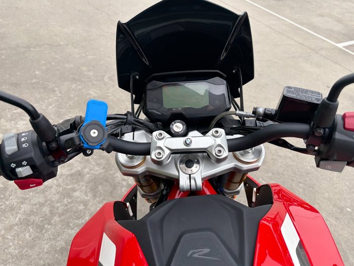 2024 BMW Motorrad G 310 R