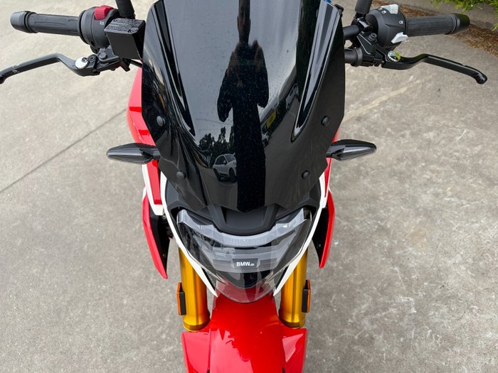 2024 BMW Motorrad G 310 R