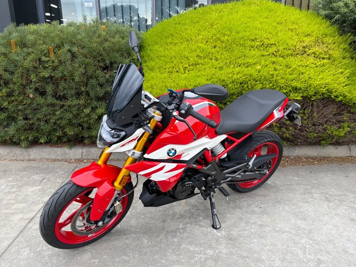 2024 BMW Motorrad G 310 R