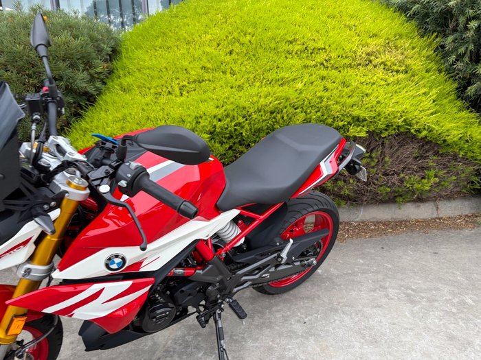 2024 BMW Motorrad G 310 R
