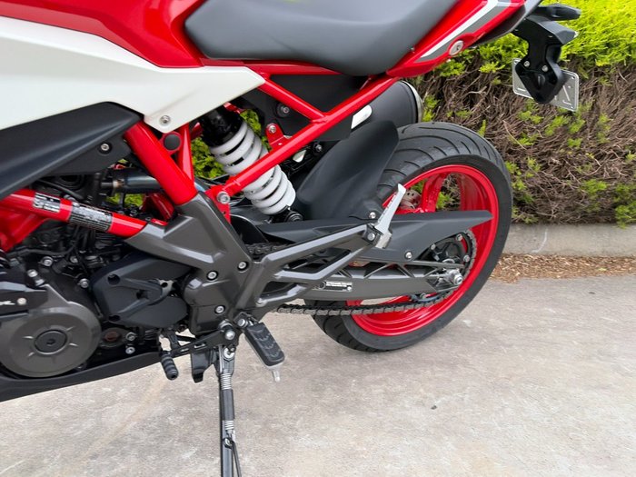 2024 BMW Motorrad G 310 R