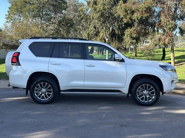 2017 Toyota Landcruiser Prado VX