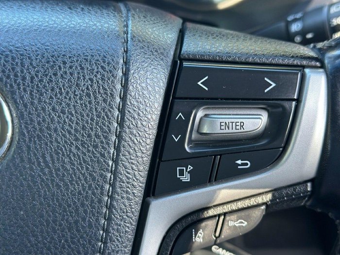 2017 Toyota Landcruiser Prado VX