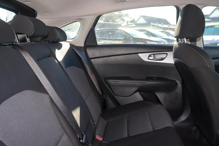 2024 Kia Cerato S