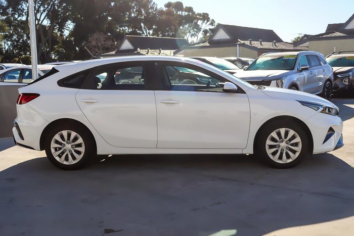 2024 Kia Cerato S