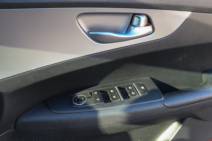 2024 Kia Cerato S
