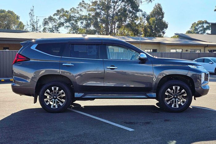2020 Mitsubishi Pajero Sport Exceed