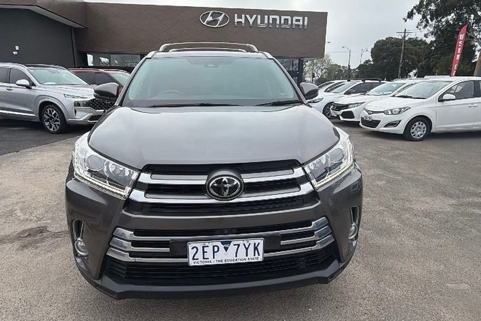 2017 Toyota Kluger Grande