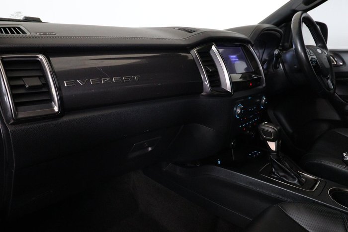 2019 Ford Everest Titanium