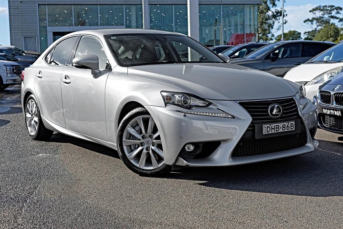 2016 Lexus IS 200t Luxury