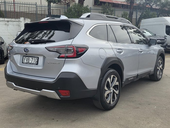 2022 Subaru Outback AWD Touring
