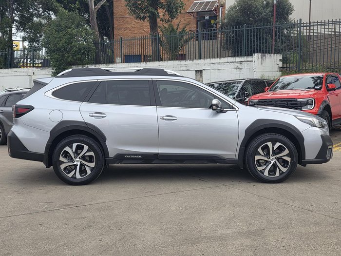 2022 Subaru Outback AWD Touring