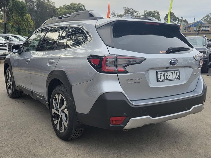 2022 Subaru Outback AWD Touring