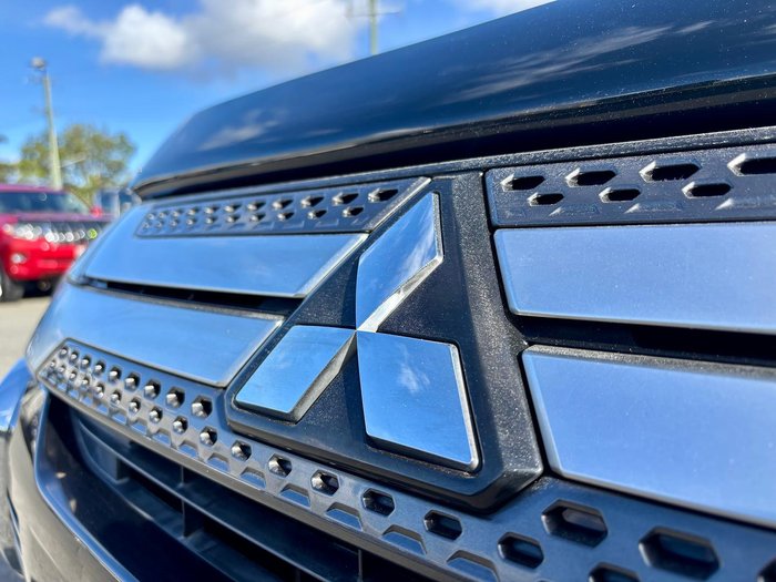2019 Mitsubishi Outlander ES