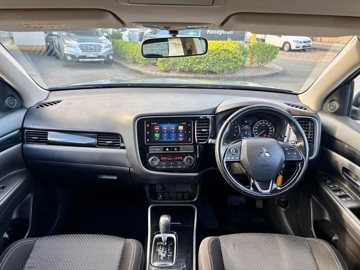 2019 Mitsubishi Outlander ES