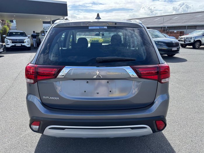 2019 Mitsubishi Outlander ES