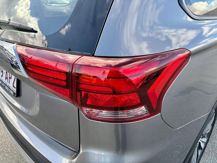 2019 Mitsubishi Outlander ES