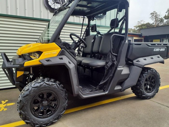 2026 Can-Am Defender XU HD9 Defender Yellow
