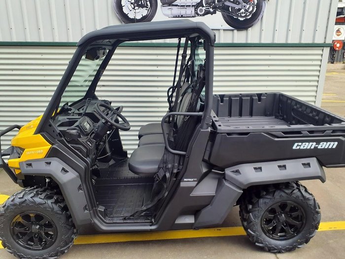 2026 Can-Am Defender XU HD9 Defender Yellow