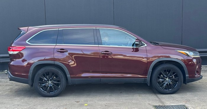 2019 Toyota Kluger Black Edition GSU50R Red