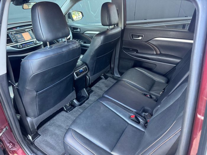 2019 Toyota Kluger Black Edition GSU50R Red