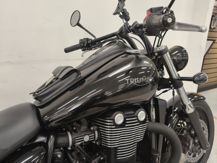 2016 Triumph THUNDERBIRD STORM (ABS) Black