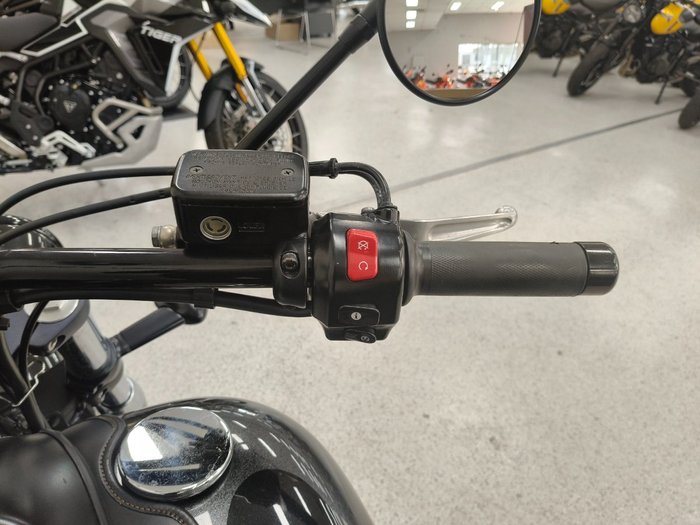 2016 Triumph THUNDERBIRD STORM (ABS) Black