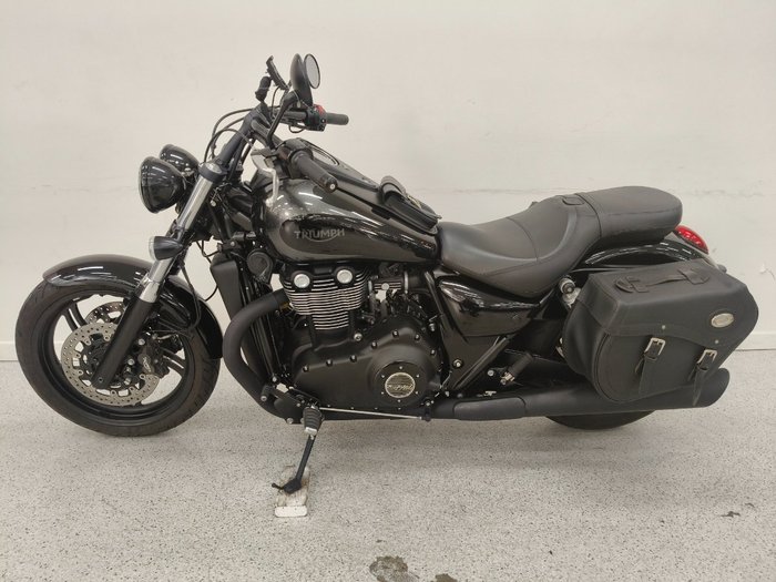 2016 Triumph THUNDERBIRD STORM (ABS) Black